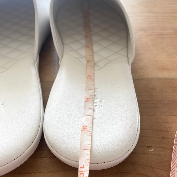 FENDI SLIPPERS - Picture 9 of 11